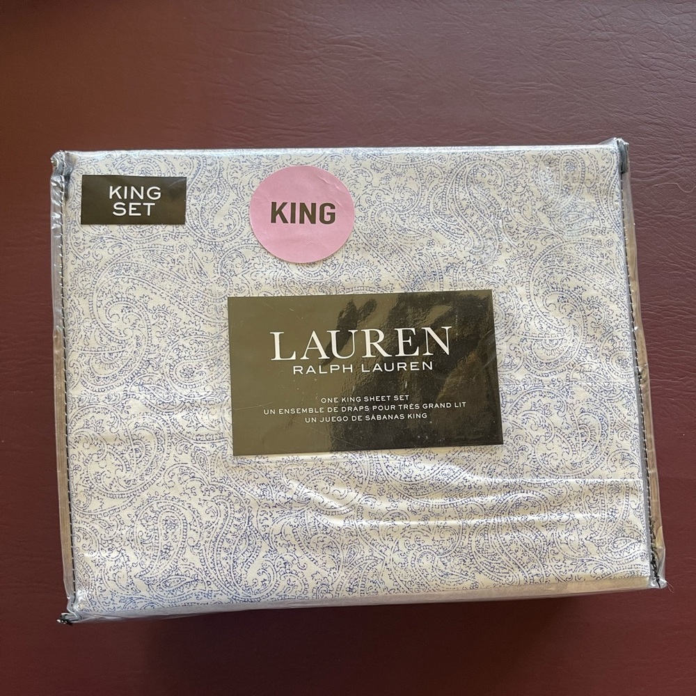 Ralph Lauren king sheet set brand new.